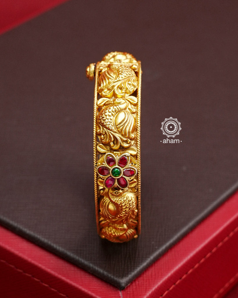 Nakash Peacock Gold Polish Silver Kada (Size: Openable