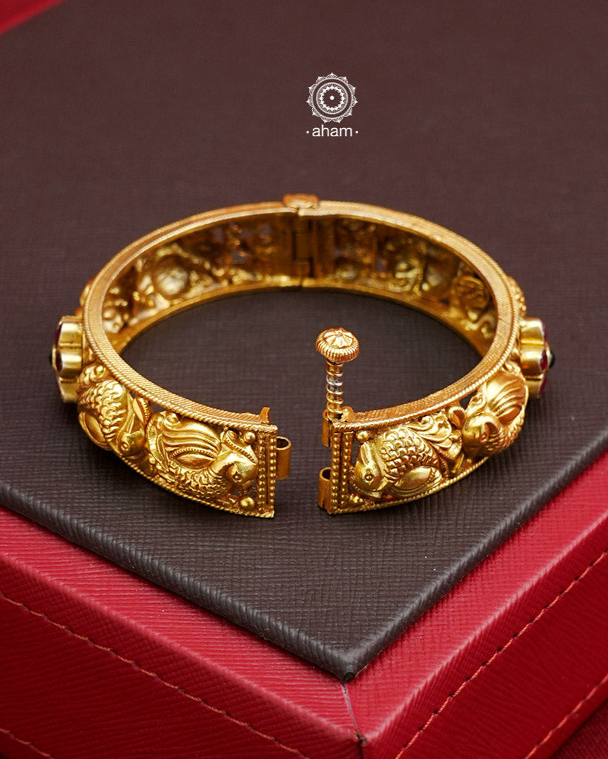 Nakash Peacock Gold Polish Silver Kada (Size: Openable)