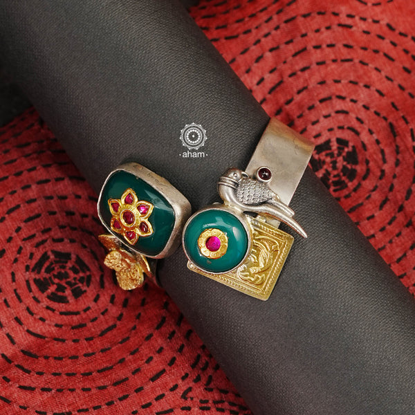 Noori Parrot hand cuff with a play of colours, textures, forms and workmanship. Crafted in 92.5 Sterling Silver with two tones that make them so versatile and unique. The price is for one piece kada only. 