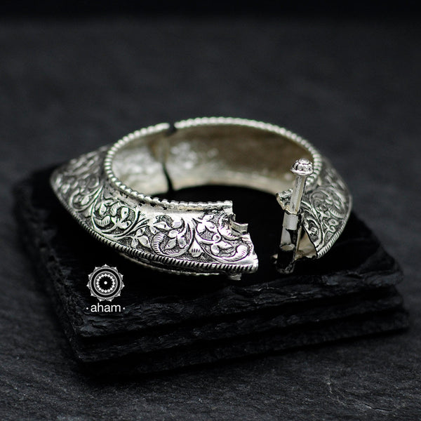 92.5 Sterling Silver Handcrafted kada with gorgeous Chitai work. 