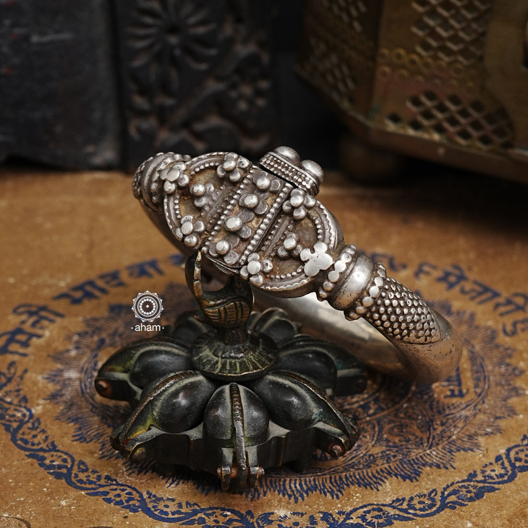 Vintage silver jewellery hot sale