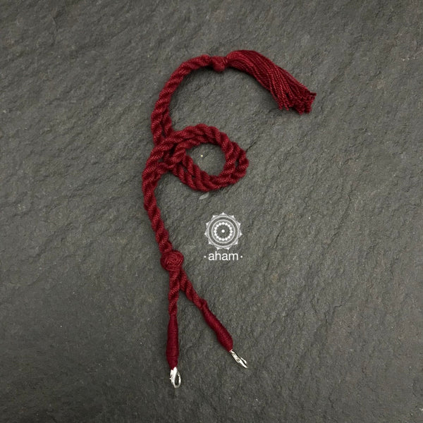 Adjustable Twisted Cotton Cords with Spring Hooks (lobster clasps) at the ends that lets you easily add/ change to your existing pendants, chokers or neckpieces. 