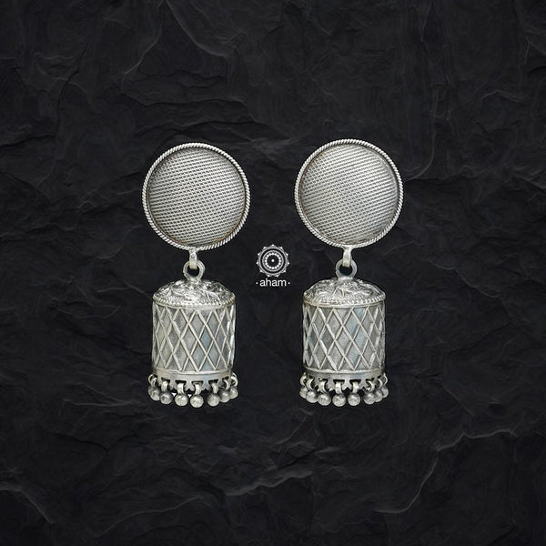 Mewad flower jhumkie earrings handcrafted in 92.5 sterling silver. An ode to the glorious state of Rajasthan. Lightweight earrings that look great with your ethnic outfits.
