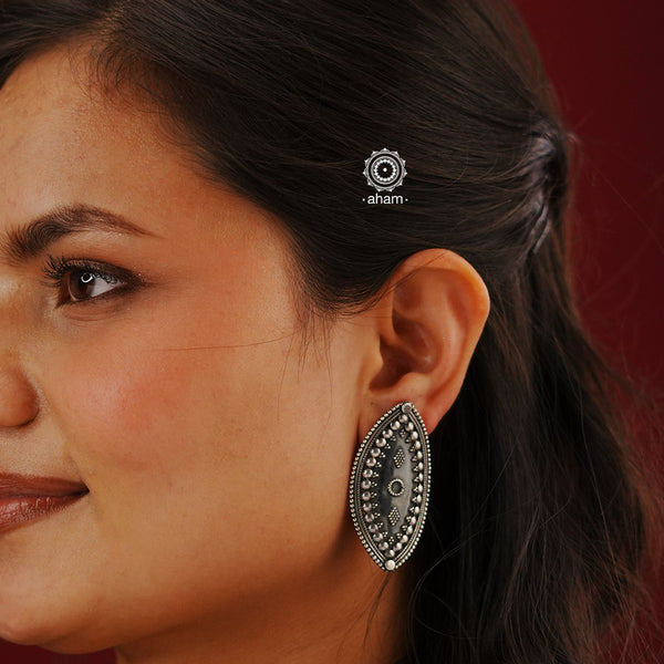 Mewad 92.5 sterling silver earrings with fine rava work.  Great for everyday and workwear.