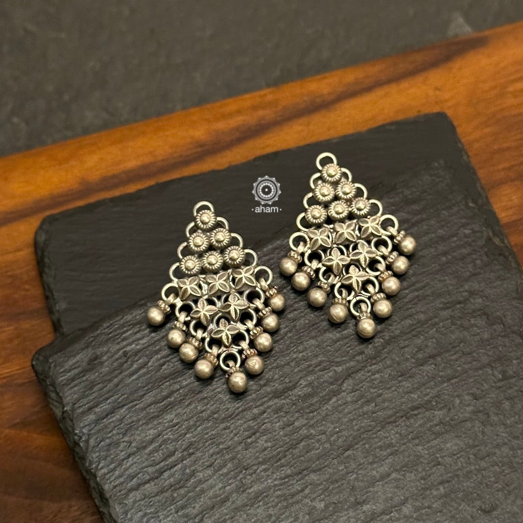 Mewad silver earrings handcrafted in 92.5 sterling silver. Perfect light weight work wear earrings handcrafted in Jaipur, Rajasthan