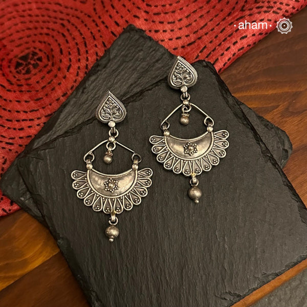 Mewad silver earrings handcrafted in 92.5 sterling silver. Perfect light weight, work wear earrings handcrafted in Jaipur, Rajasthan.