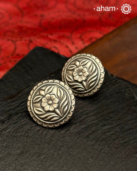 MewadFlower Earrings handcrafted in 92.5 sterling silver. An ode to the glorious state of Rajasthan. Light weight great as everyday and ethnic wear.&nbsp;