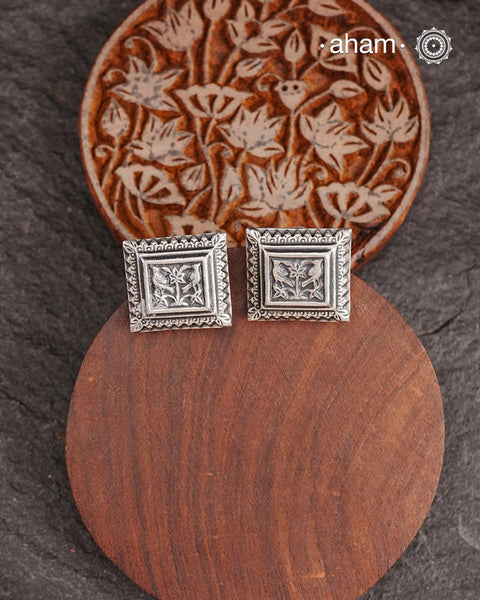Mewad Studs handcrafted in 92.5 sterling silver. An ode to the glorious state of Rajasthan. Light weight great as everyday and ethnic wear.