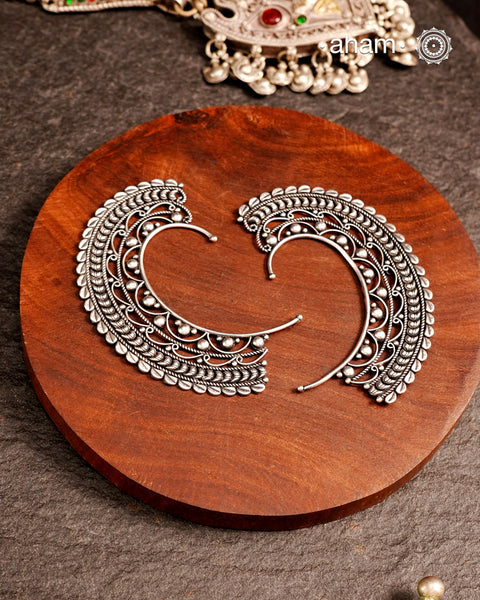Mewad Silver Earcuff