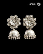 Mewad silver jhumkie handcrafted in 92.5 sterling silver. An ode to the glorious state of Rajasthan. Pairs well with your ethnic wear.