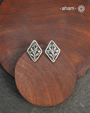 Mewad Chitai Silver Earrings