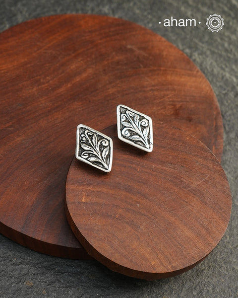 Mewad Chitai Silver Earrings