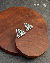 Mewad Studs handcrafted in 92.5 sterling silver with Chitai work. An ode to the glorious state of Rajasthan. Light weight, great as everyday and ethnic wear.