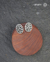 Mewad Studs handcrafted in 92.5 sterling silver with chitai work. An ode to the glorious state of Rajasthan. Light weight, great as everyday and ethnic wear.&nbsp;