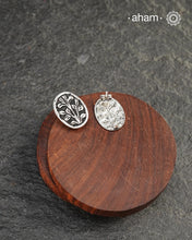 Mewad Chitai Silver Studs