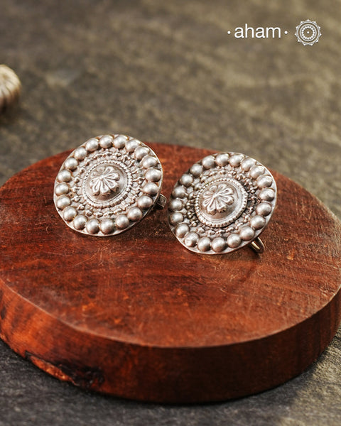 Mewad earrings handcrafted in silver. An ode to the glorious state of Rajasthan. Light weight, great as everyday and ethnic wear.