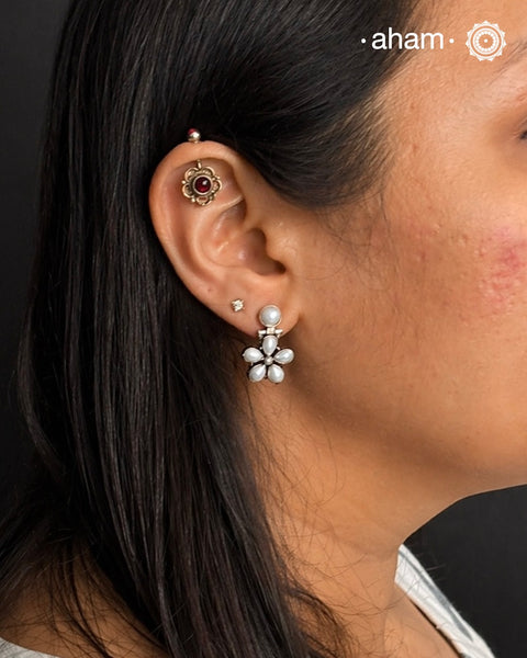 Every daywear 92.5 sterling silver Earrings with pearls.