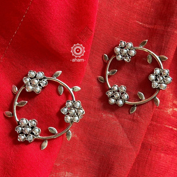 Everyday wear handcrafted 92.5 silver earrings with pearls.