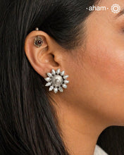 Everyday wear handcrafted 92.5 silver earrings with pearls. Perfect as everyday and work wear.