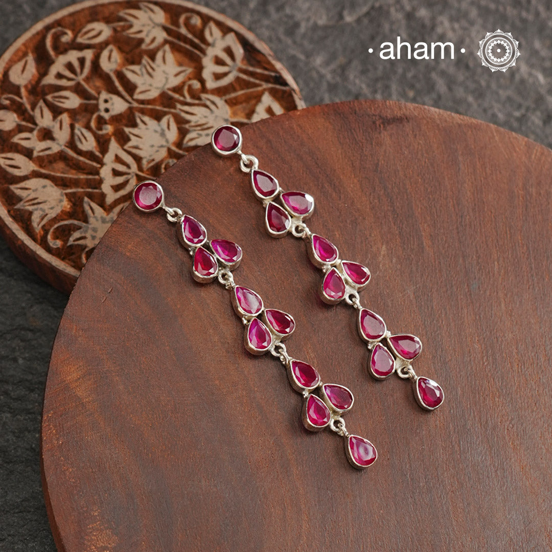 92.5 Sterling Silver Earring with Maroon Stones.
Long, light weight and easy to wear all day long.