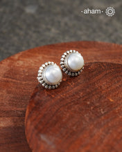 Everyday wear handcrafted 92.5 silver earrings with pearls.