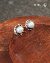 Everyday wear handcrafted 92.5 silver earrings with pearls.