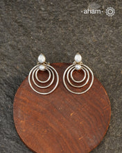 Everyday wear Summer Love silver earrings with pearl highlight.