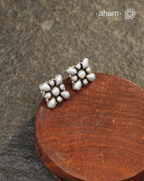 Summer Love Pearl Silver Earrings