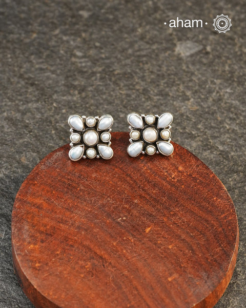 Summer Love Pearl Silver Earrings