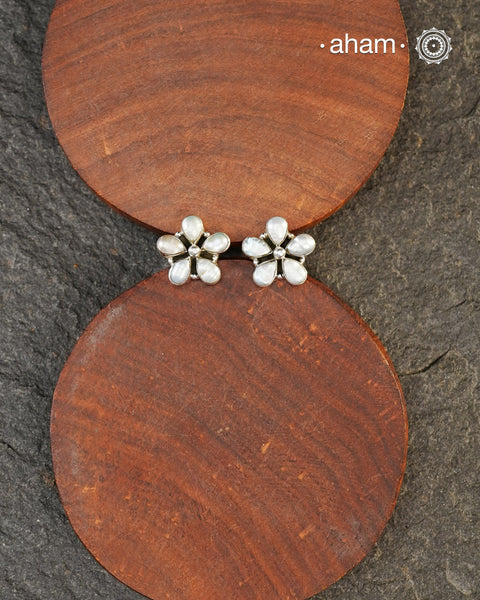 Summer Love Pearl Silver Earrings