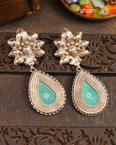 Handcrafted 92.5 sterling silver Rang Mahal Teal Blue drop earrings. The magic that happens when glass, silver and a pop of colour come together.