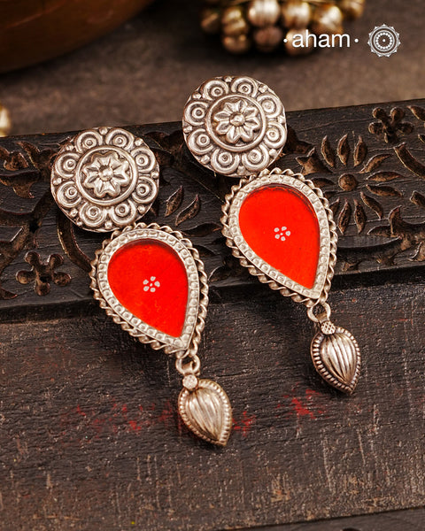 Handcrafted 92.5 sterling silver Rang Mahal red drop earrings. The magic that happens when glass, silver and a pop of colour come together.