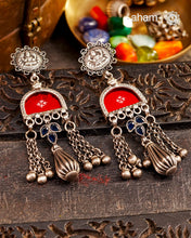 Handcrafted 92.5 sterling silver Rang Mahal Red drop earrings. The magic that happens when glass, silver and a pop of colour come together.