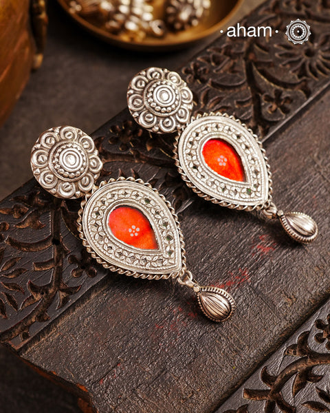 Handcrafted 92.5 sterling silver Rang Mahal red drop earrings. The magic that happens when glass, silver and a pop of colour come together.