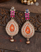 Handcrafted 92.5 sterling silver Rang Mahal brown drop earrings with kudnan work on top. The magic that happens when glass, silver and a pop of colour come together.