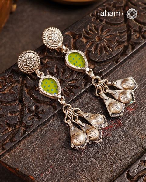 Handcrafted 92.5 sterling silver Rang Mahal green drop earrings. The magic that happens when glass, silver and a pop of colour come together.