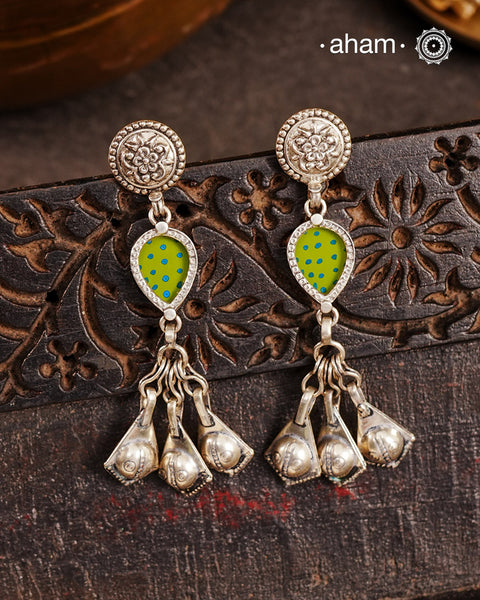 Handcrafted 92.5 sterling silver Rang Mahal green drop earrings. The magic that happens when glass, silver and a pop of colour come together.