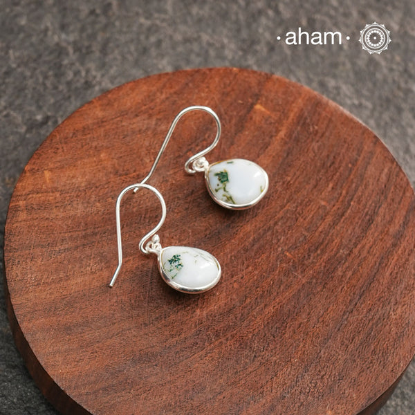 Contemporary light weight earrings in 92.5 silver. Minimalist work wear jewellery.Perfect wear from Dawn to Dusk. Choose from Green Moss or Lapiz drops.