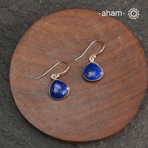 Contemporary light weight earrings in 92.5 silver. Minimalist work wear jewellery. Perfect wear from Dawn to Dusk. Choose from Green Moss or Lapiz drops.
