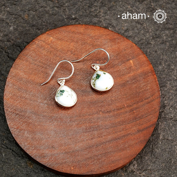 Contemporary light weight earrings in 92.5 silver. Minimalist work wear jewellery.Perfect wear from Dawn to Dusk. Choose from Green Moss or Lapiz drops.