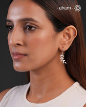 AM.PM Leaf Silver Earring