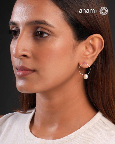 Contemporary light weight earrings in 92.5 silver. Minimalist work wear jewellery.Perfect wear from Dawn to Dusk.