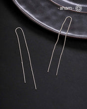Sui Dhaga Silver Earring