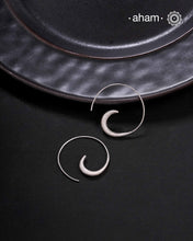 Contemporary light weight earrings in 92.5 silver.Minimalist work wear jewellery.Perfect wear from Dawn to Dusk