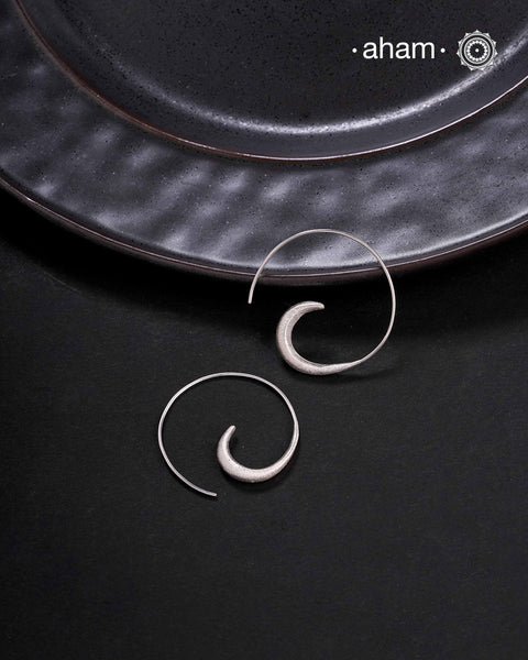 Contemporary light weight earrings in 92.5 silver.Minimalist work wear jewellery.Perfect wear from Dawn to Dusk