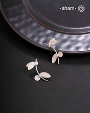 AM.PM Leaf Silver Earring