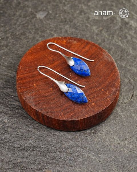 Contemporary light weight earrings in 92.5 silver.Minimalist work wear jewellery.Perfect wear from Dawn to Dusk.