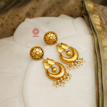 Catch everyone's attention with this beautiful Sterling Silver (92.5%) uniquely designed Chandbali earring.