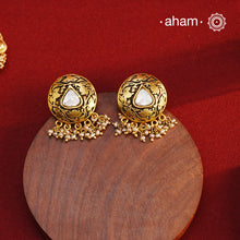 Victorian inspired gold polish silver kundan studs crafted in 92.5 silver.
Perfect for parties and formal functions.
