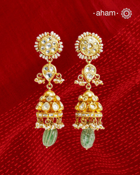 Elegant gold polish earringsembellished. Handcrafted in 92.5 sterling silver. Perfect for special occasions and festivities.